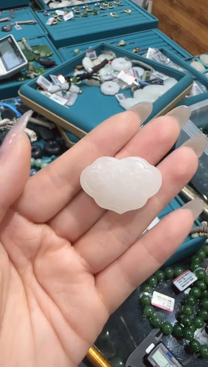 【闪购商品】和田玉吊坠/多样性发未镶嵌R26