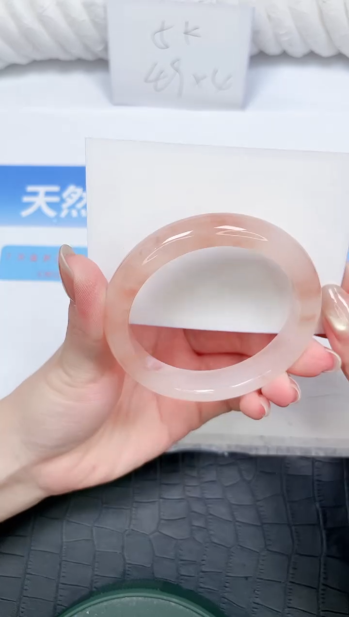 石英质玉手镯未镶嵌73-60.3