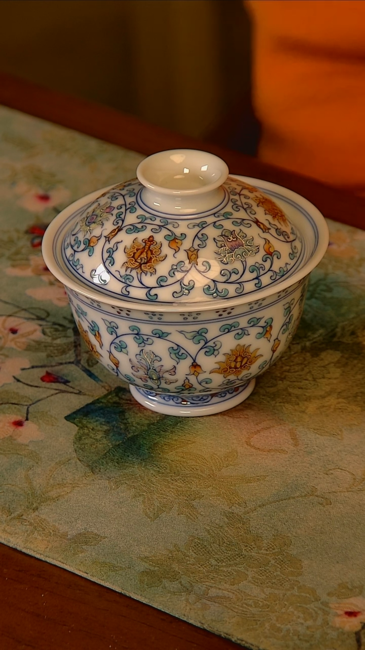 杯手工手绘杯杯很美丽