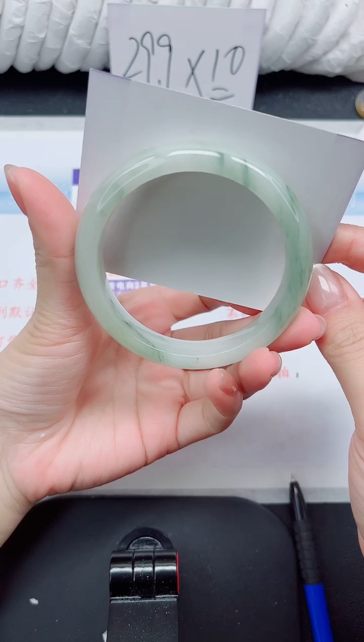 【闪购商品】石英质玉手镯未镶嵌45#59.2