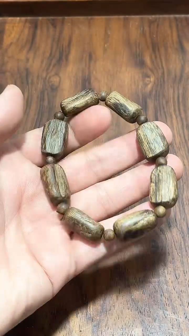 【闪购商品】檀香木精品推荐母树qn单圈