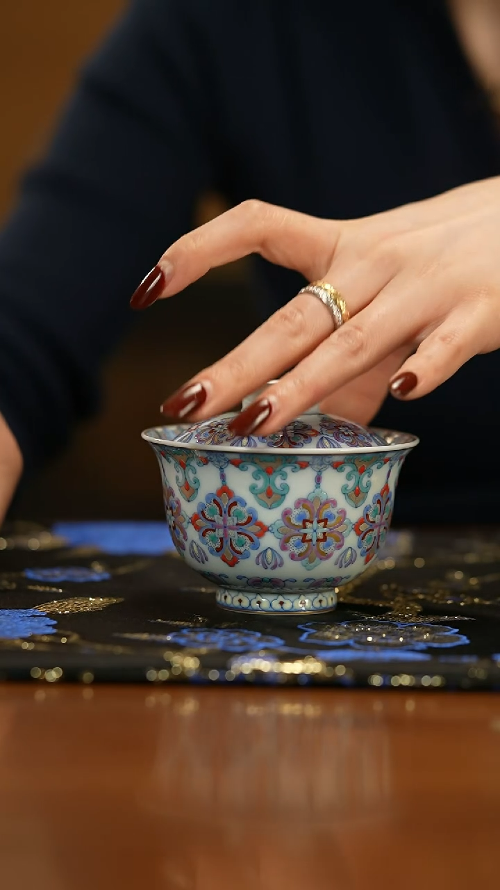 【闪购商品】杯             冉月