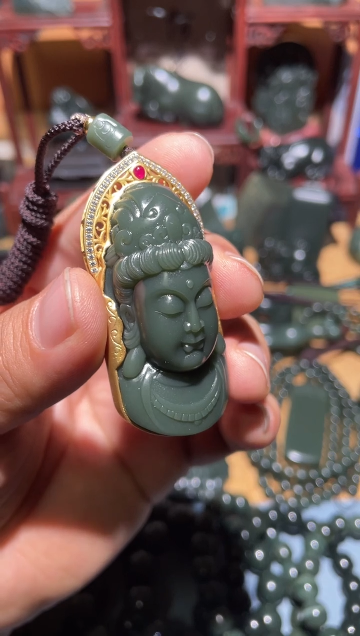 颈饰银S925镀金镶嵌和田玉（青玉）1