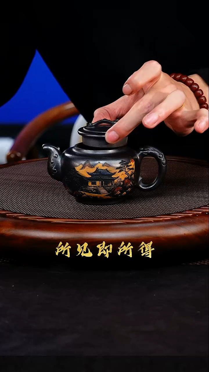 茶壶紫砂1         