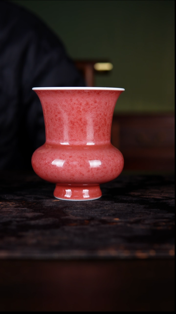 杯子白泥豇豆红高温铜红釉纯手工
