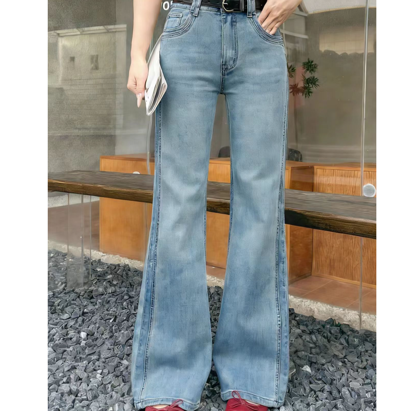 中腰厚款喇叭裤微弹牛仔裤韩版女装显瘦蓝色