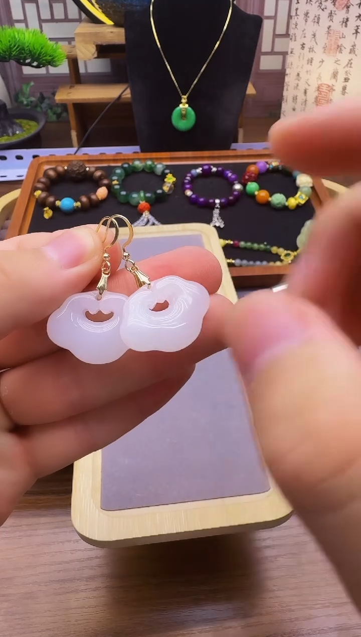 和田玉14K金镶嵌耳饰E80