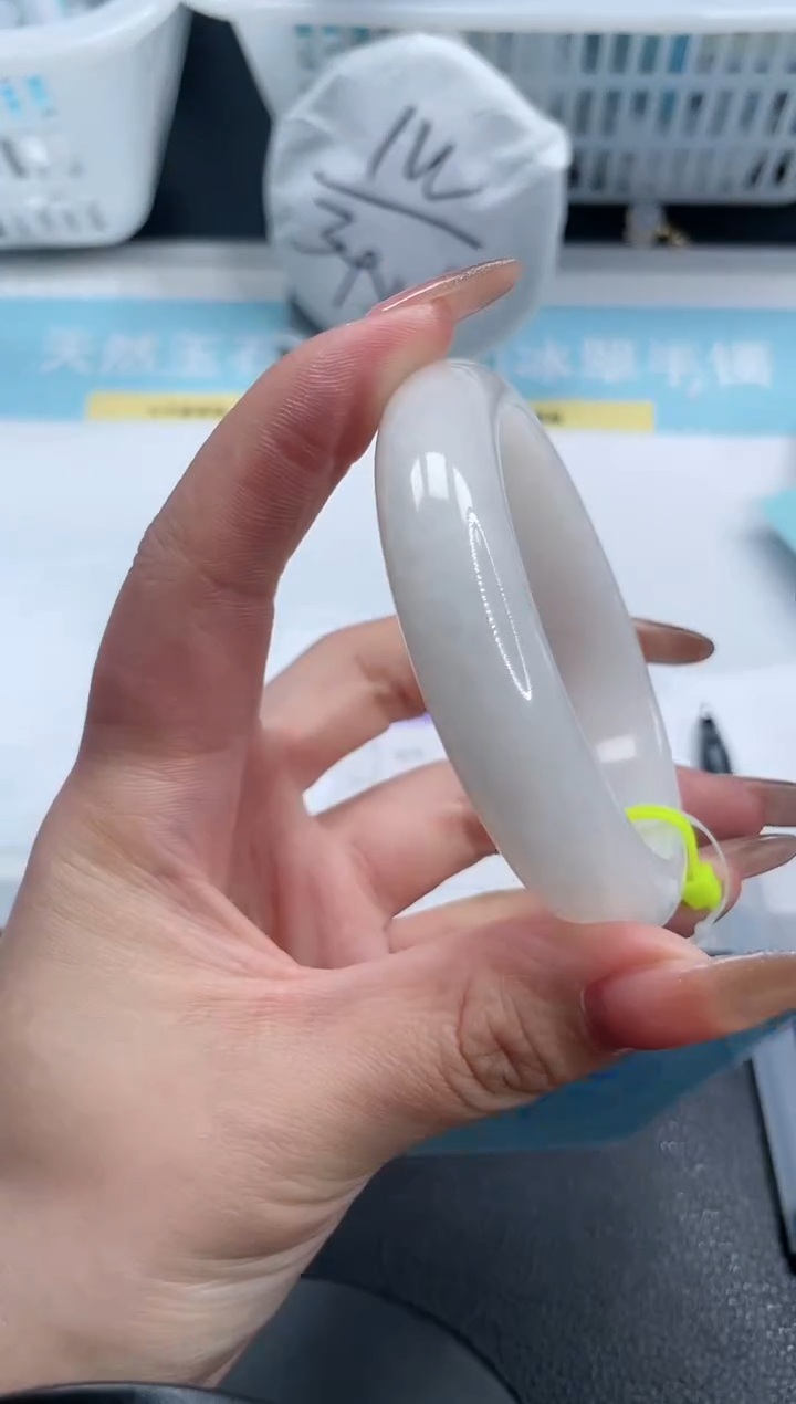 【闪购商品】和田玉手镯未镶嵌26S288-55