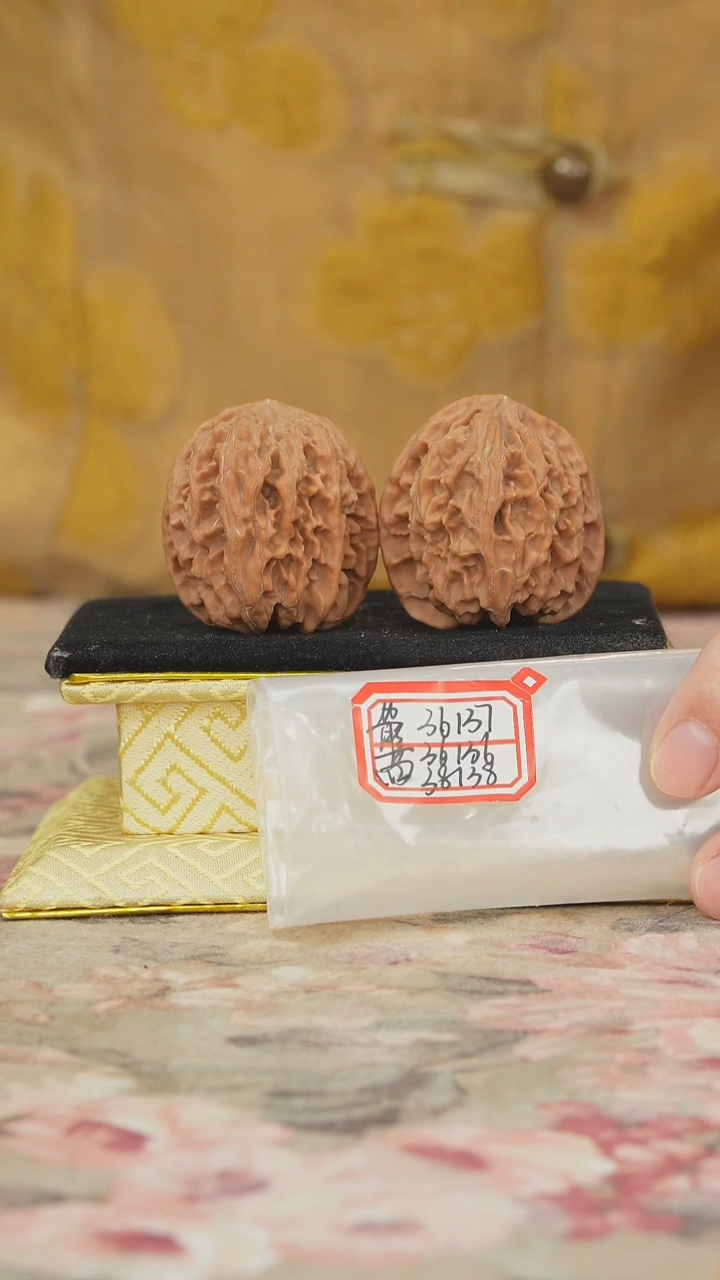 把件文玩核桃苹果园