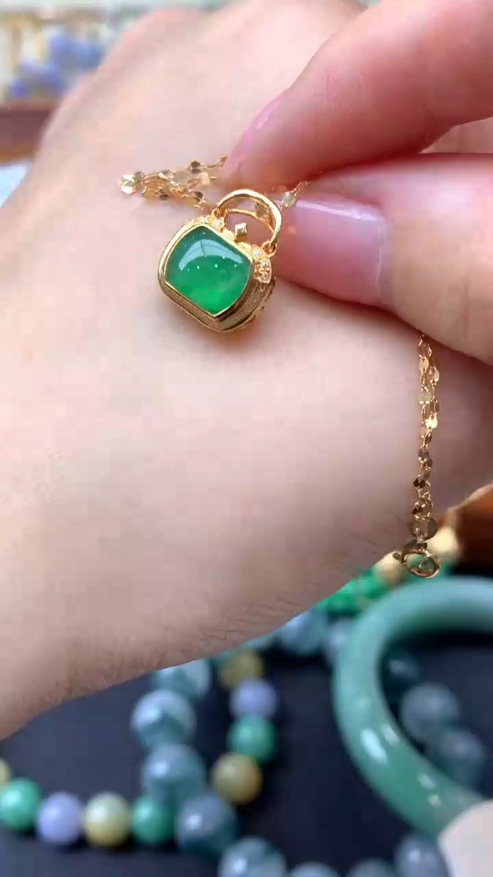 【闪购商品】翡翠颈饰未镶嵌180-天然翡翠