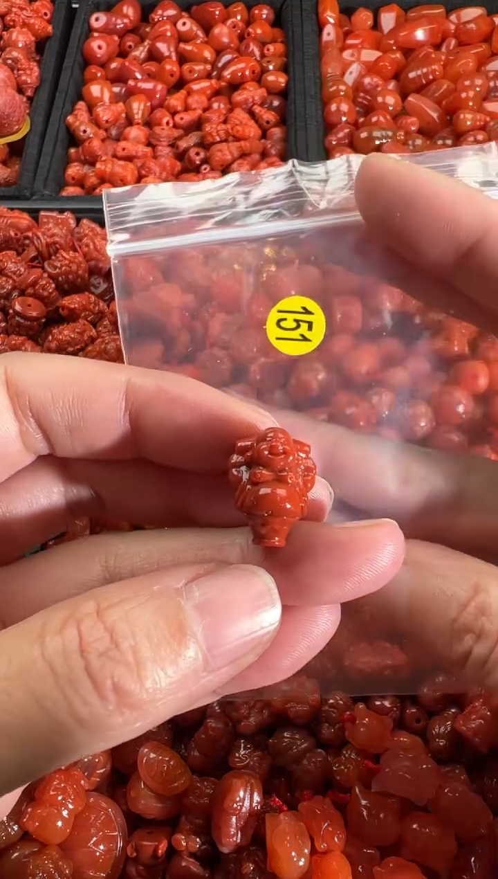 【闪购商品】南红玛瑙颈饰未镶嵌1