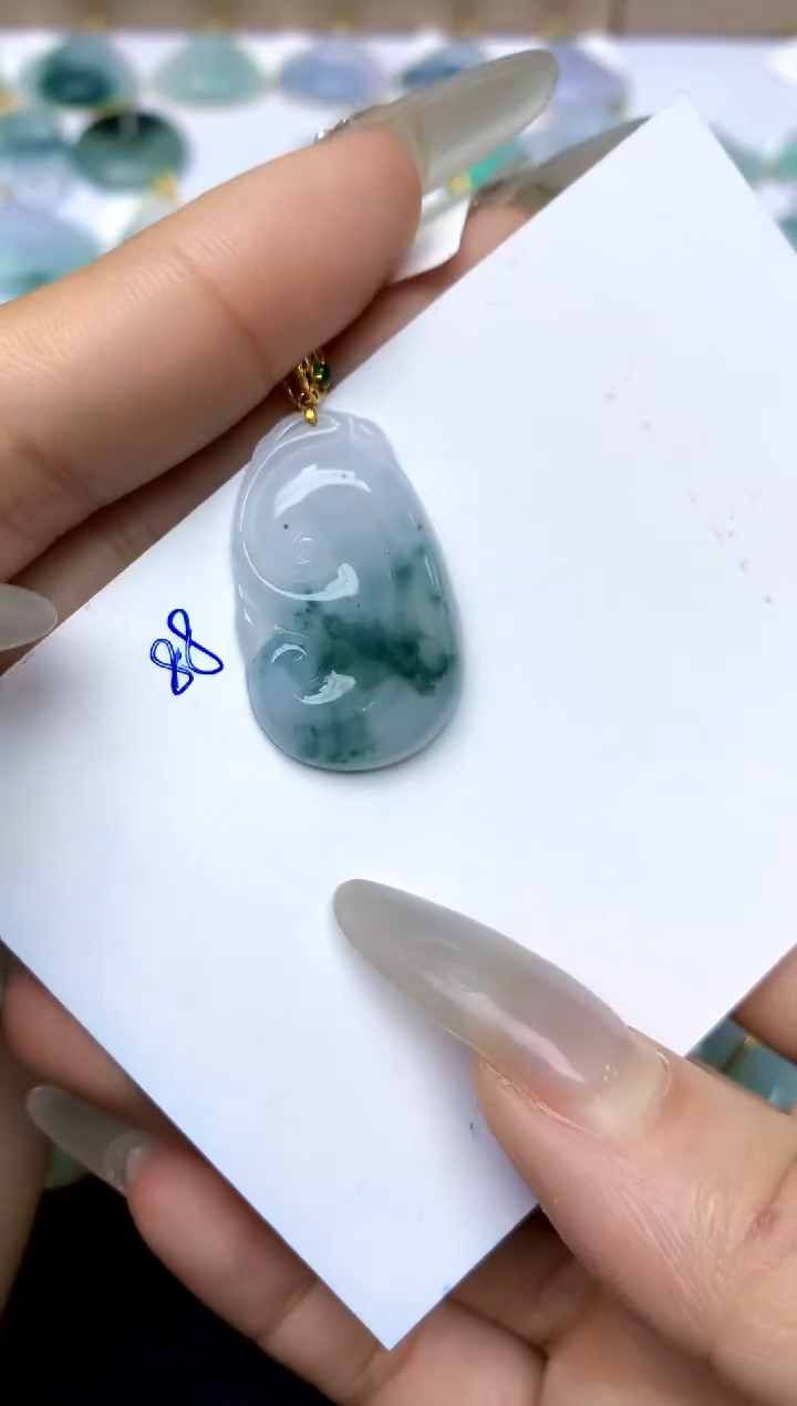 【闪购商品】翡翠颈饰18K金镶嵌天然A货翡翠