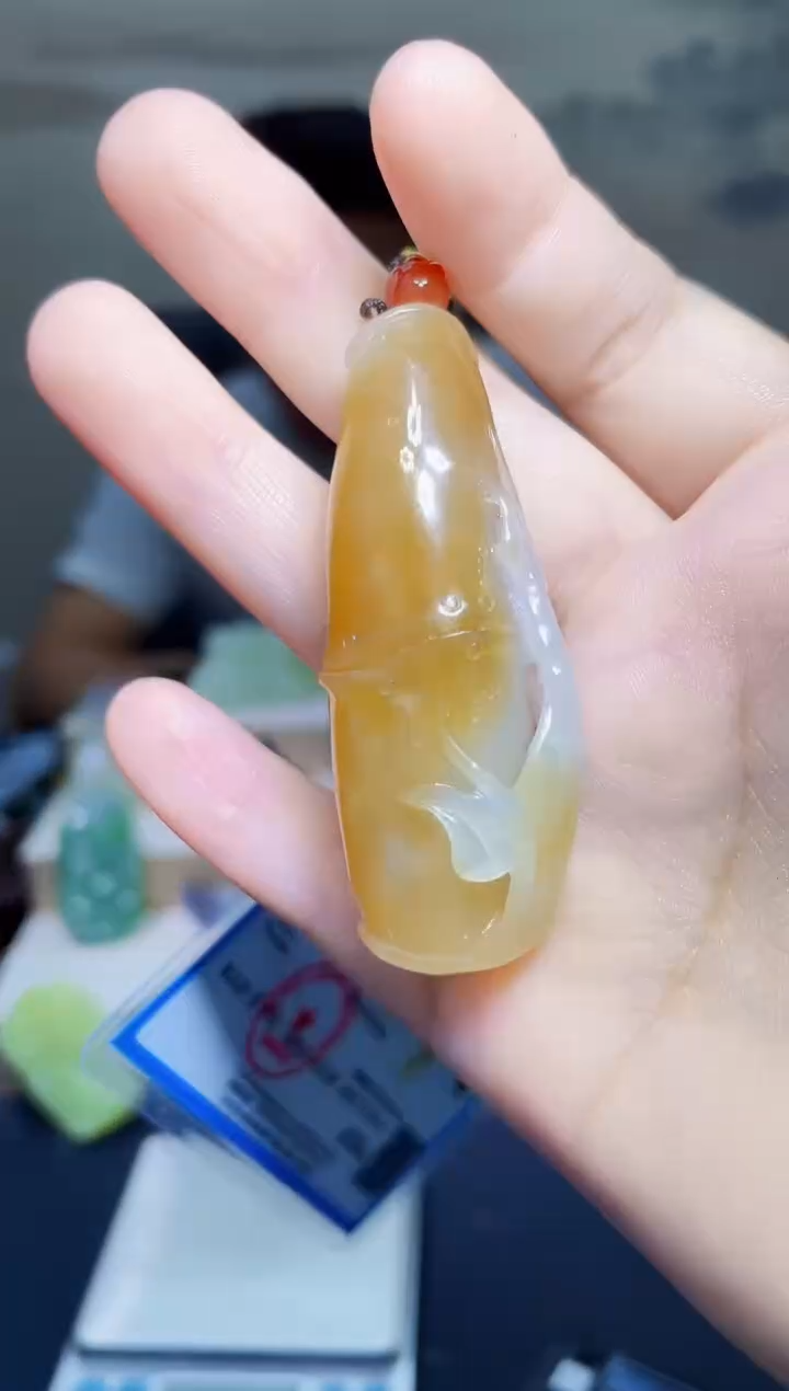 颈饰未镶嵌和田玉1