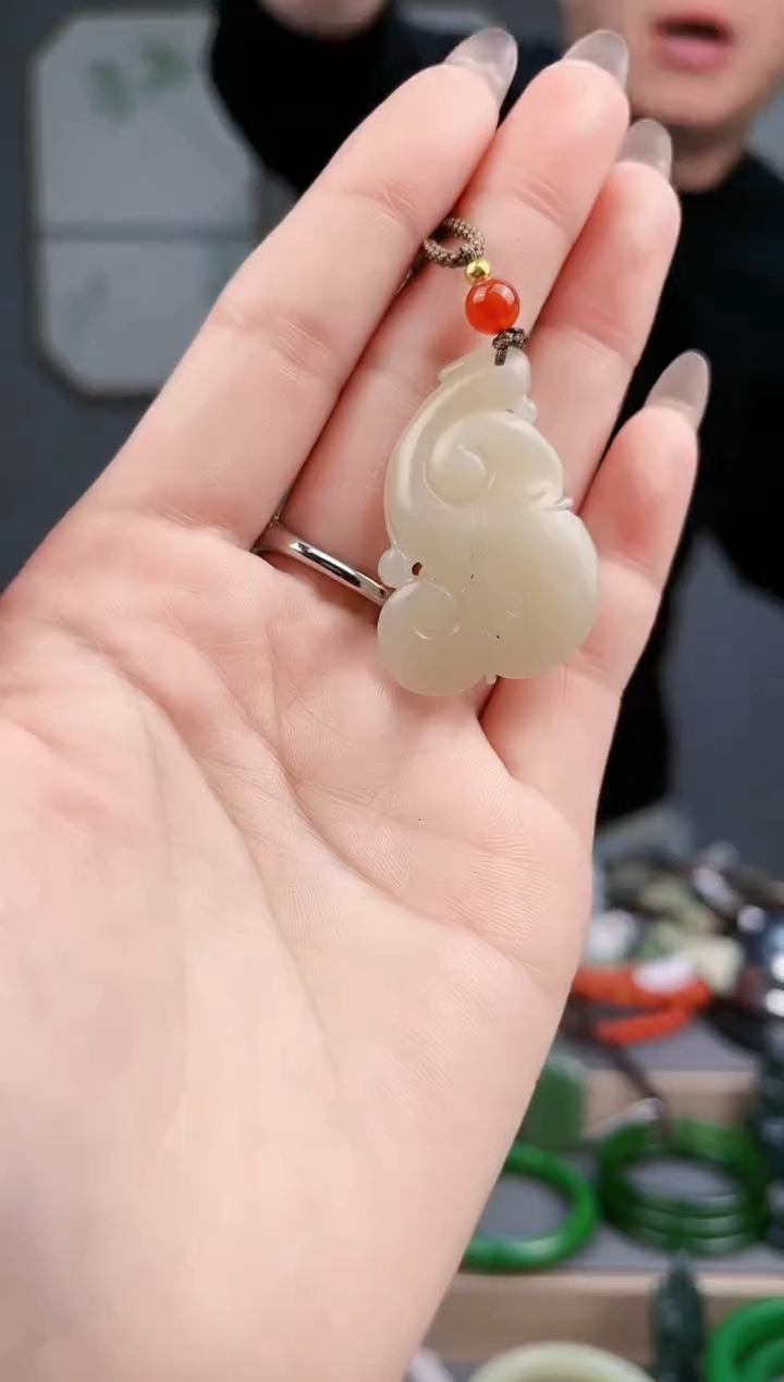 【闪购商品】和田玉颈饰未镶嵌AA多样性发货 拍一发一