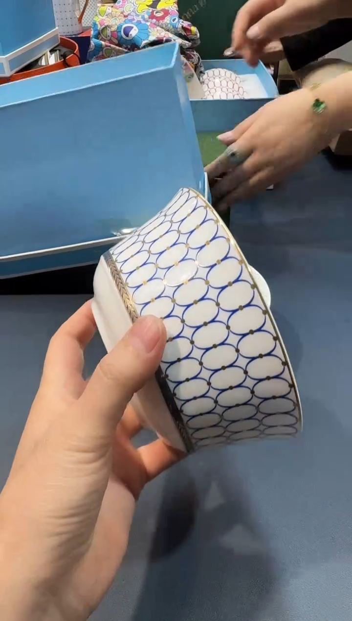 【闪购商品】碗B810全场正品，京东包邮