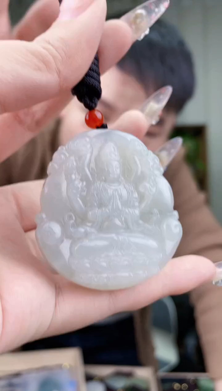 【闪购商品】和田玉挂件未镶嵌拍一发一，多样性发货！