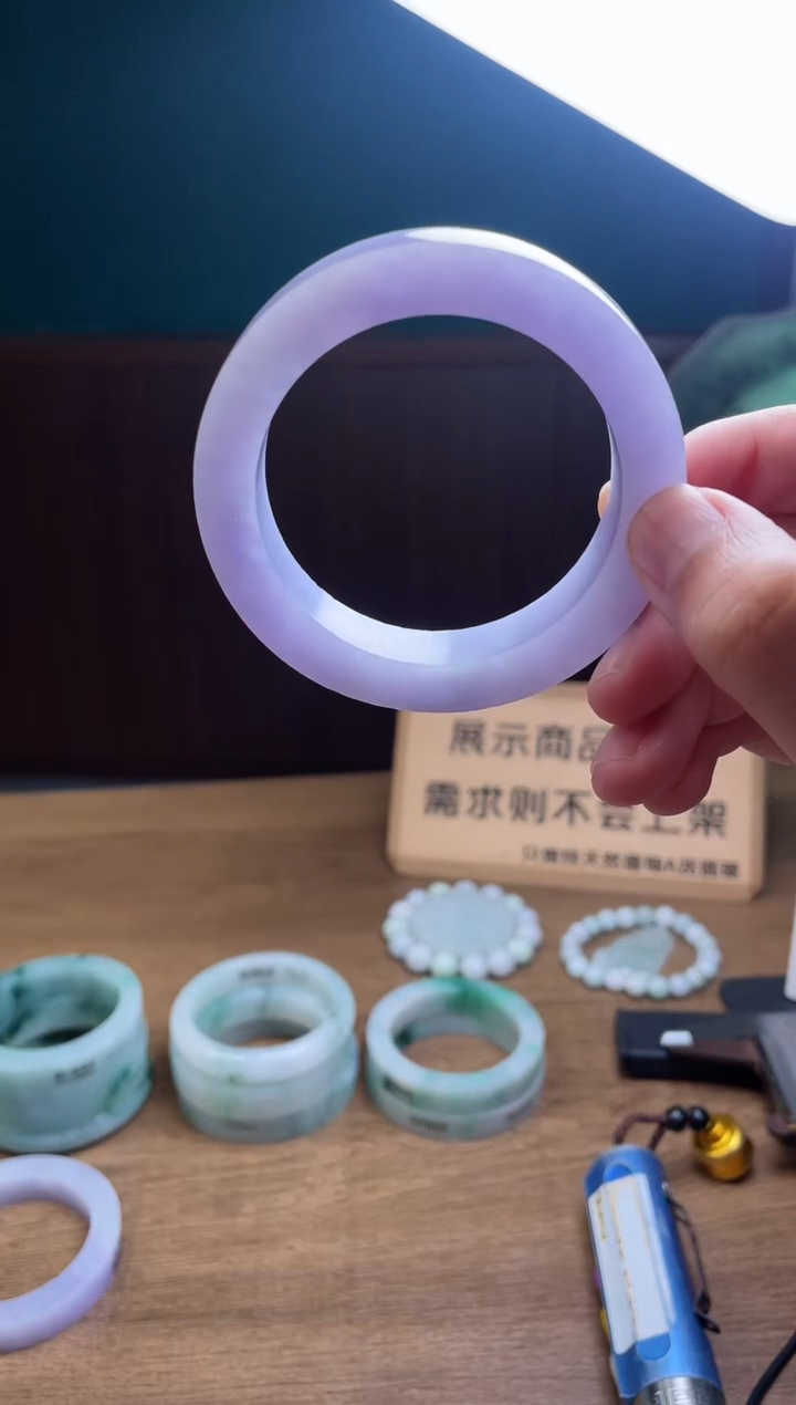 【闪购商品】定制翡翠手镯未镶嵌定制