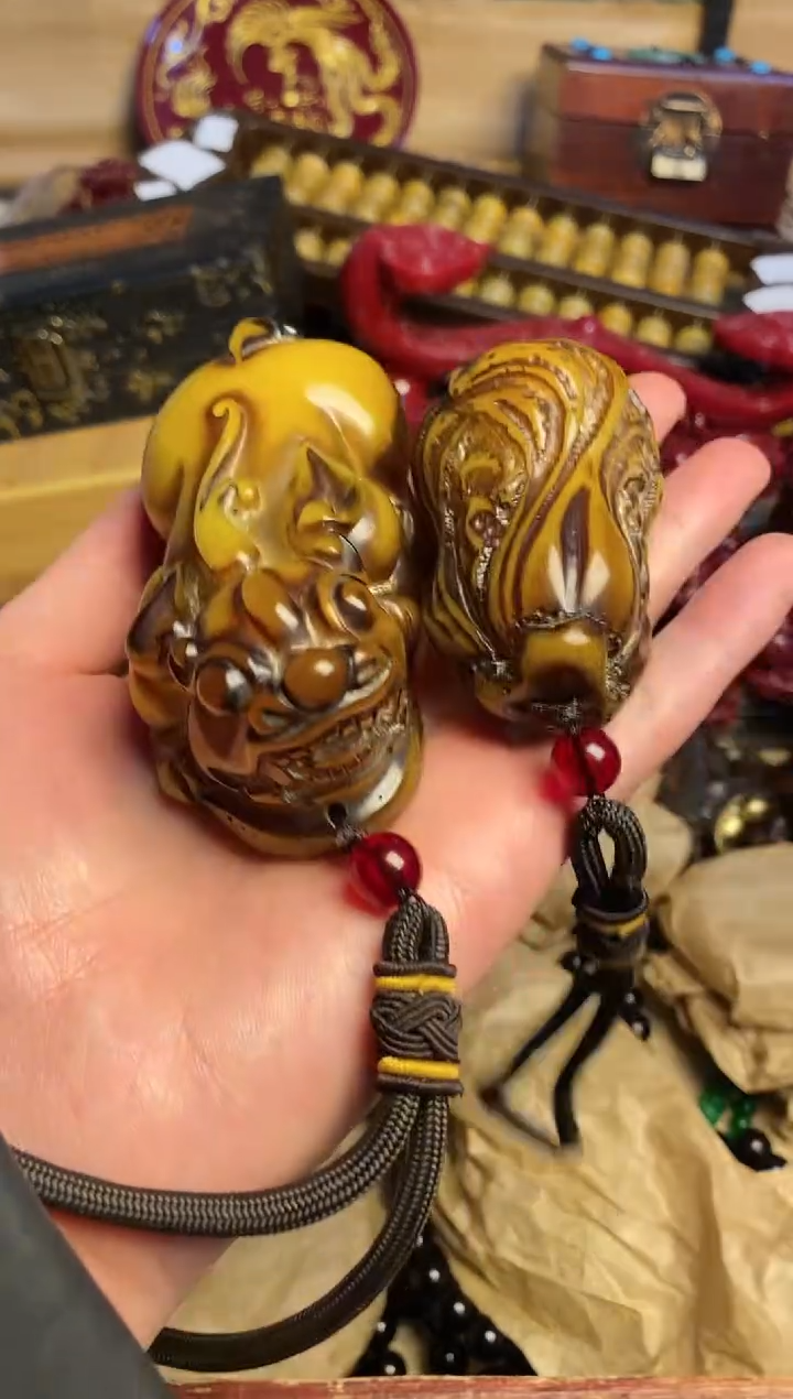 【闪购商品】蜜蜡裸石未镶嵌主播推荐主播推荐