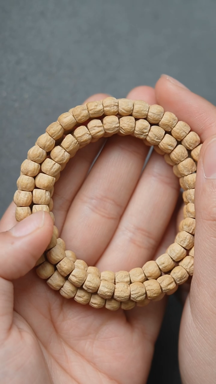 【闪购商品】柏香籽/百香籽吊坠直切方块顺