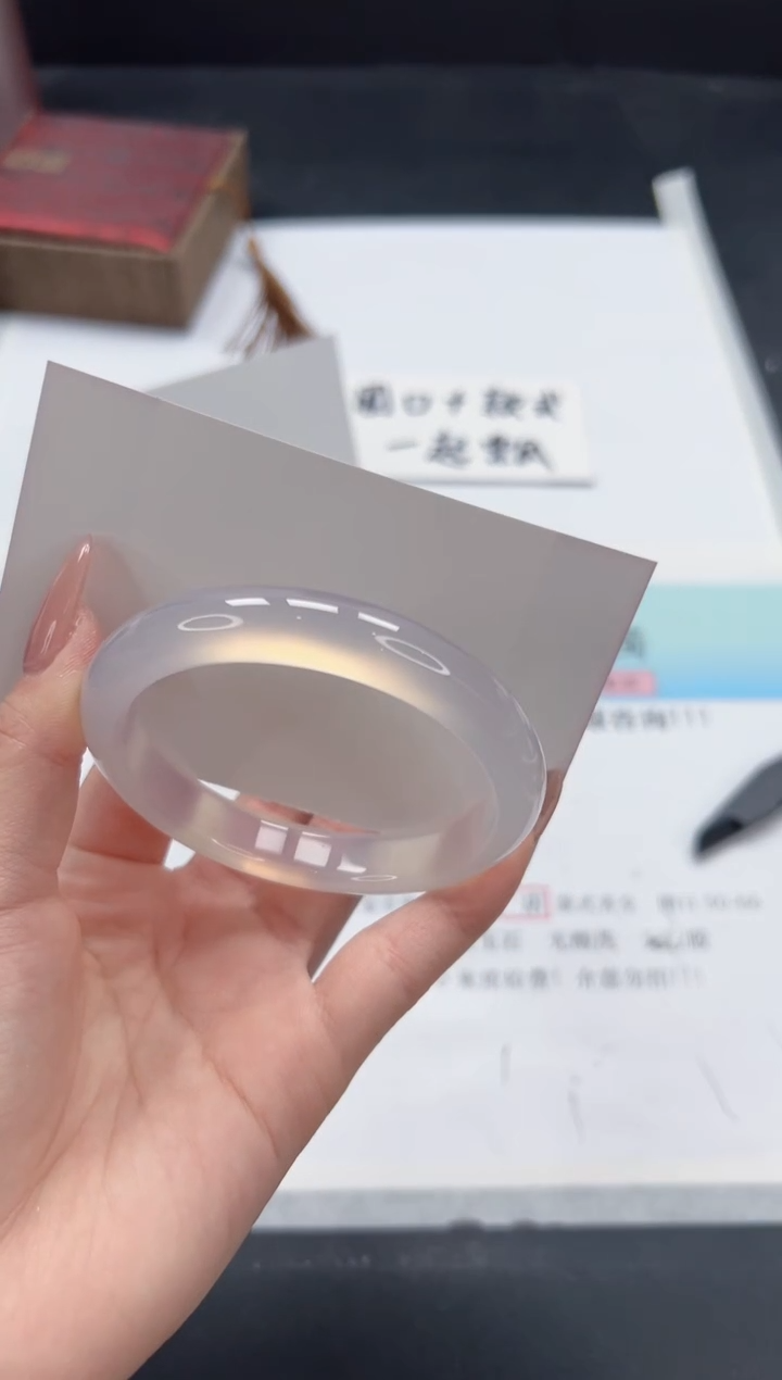 【闪购商品】石英质玉手镯未镶嵌A44-56.5