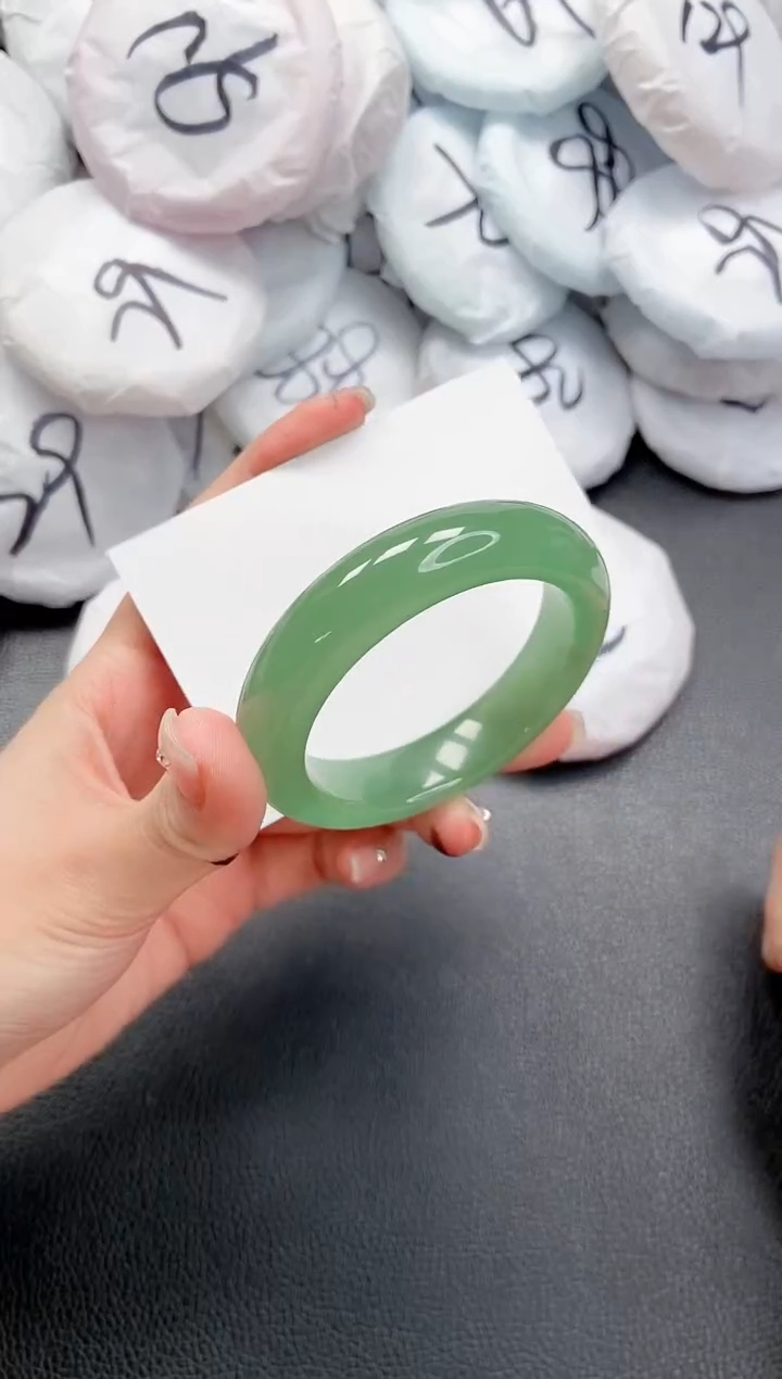 【闪购商品】石英质玉手镯未镶嵌 23L198-51