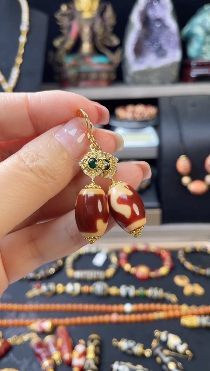 玛瑙/玉髓（覆膜）耳饰未镶嵌红肉如意耳环