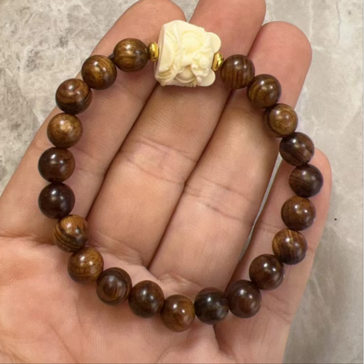 花梨树心0.8圆珠醒狮手串9908