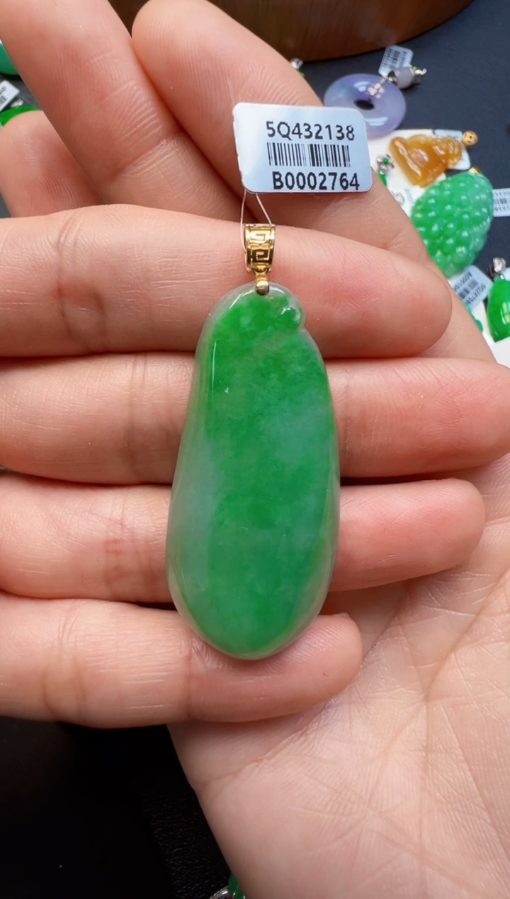 【闪购商品】翡翠吊坠(不含链)18K金镶嵌4800