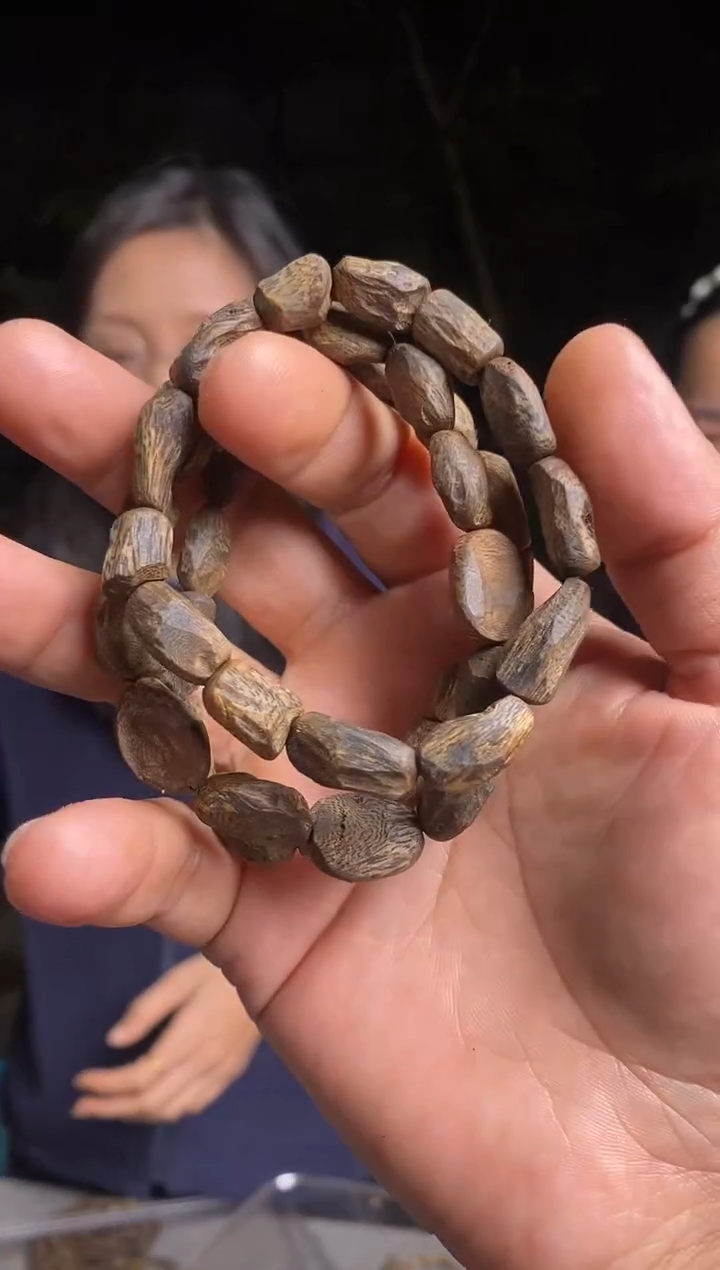 沉香手串沉水随型树丁珠单圈手串多样性发一