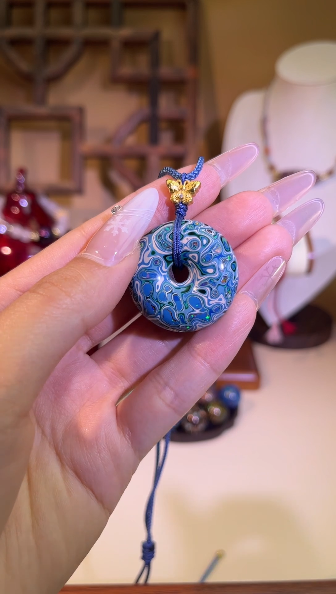 榕城大漆蓝色变彩平安扣带编绳