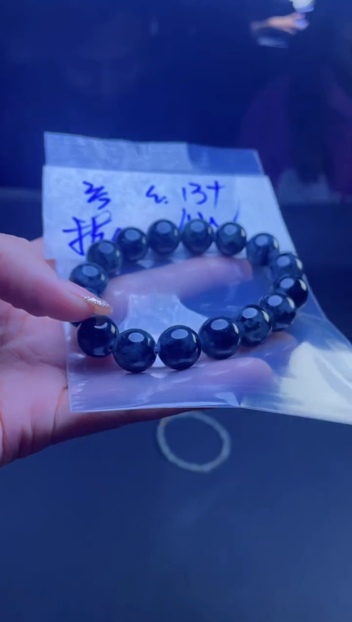 【闪购商品】定制翡翠未镶嵌珠串