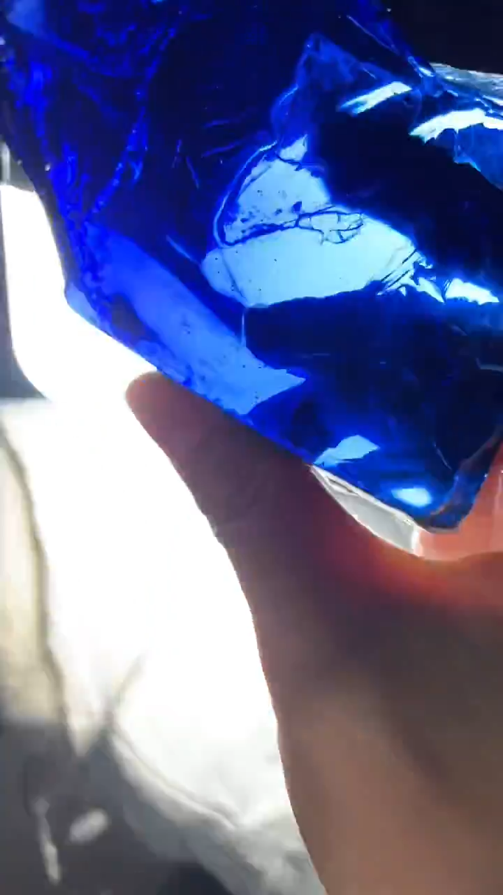 新疆五彩石原石摆件