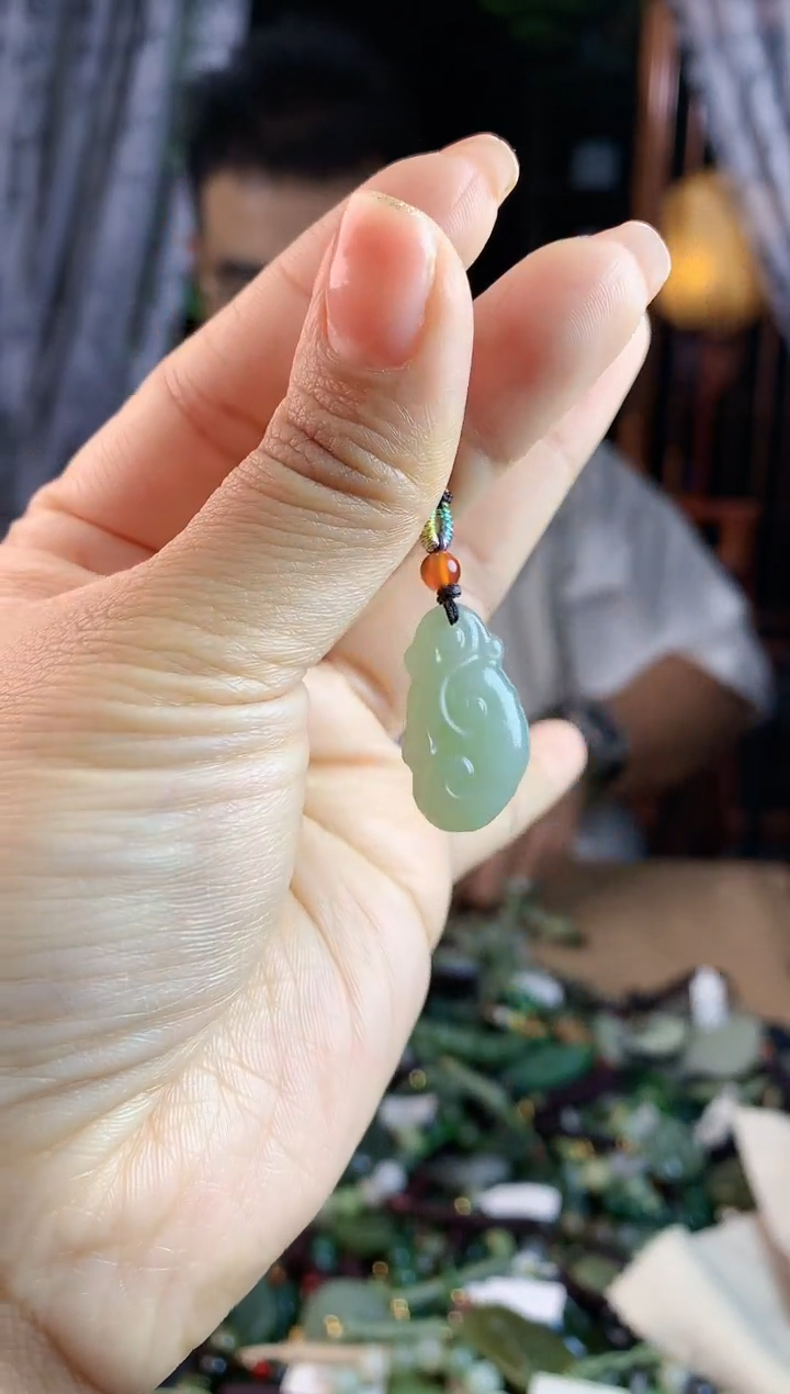【闪购商品】和田玉挂件未镶嵌多样性发货拍一发一