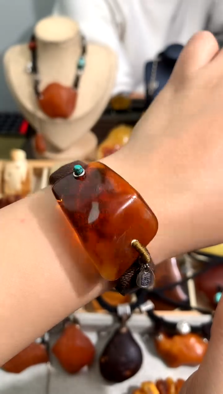 【闪购商品】蜜蜡裸石未镶嵌似玉