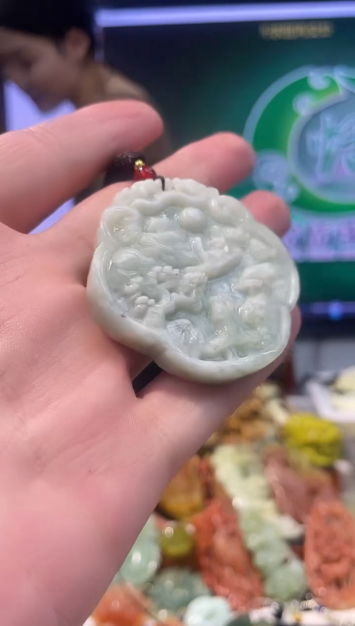 【闪购商品】岫玉吊坠未镶嵌·