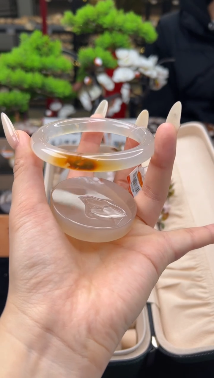【闪购商品】石英质玉未镶嵌手镯57圈口（赠送镯心）11186