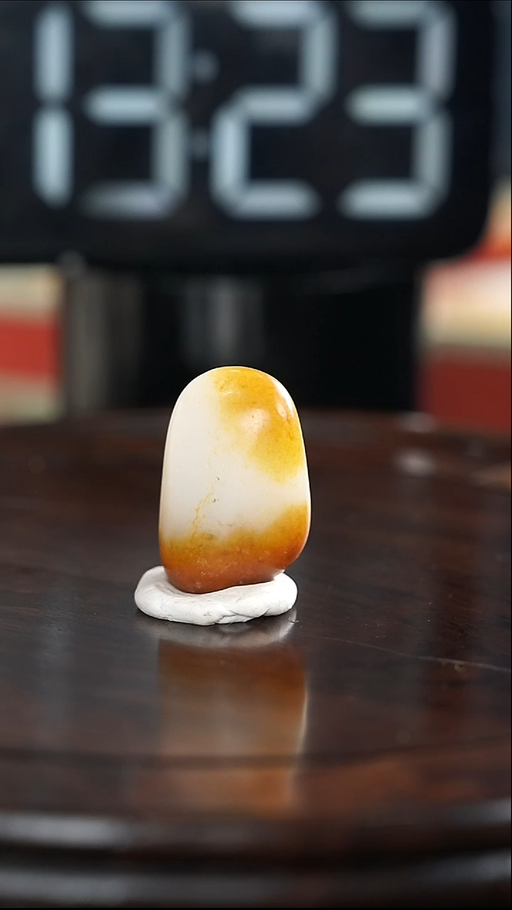 颈饰未镶嵌和田玉山*和田玉原石