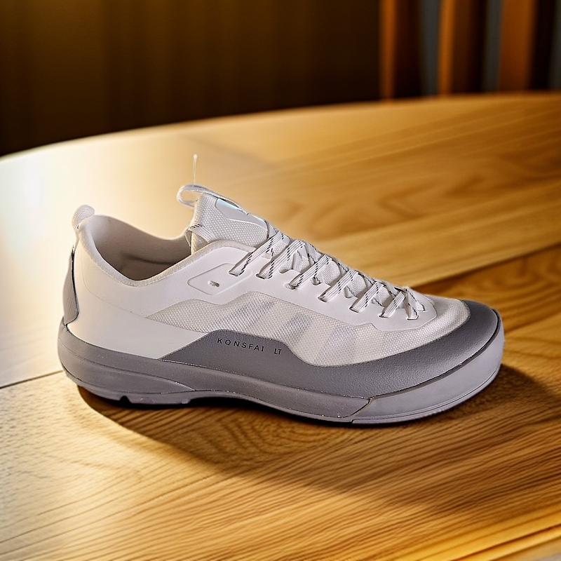 0809 夏季 Konsal Lt 轻量网布低帮跑步鞋男士跑鞋舒适户外