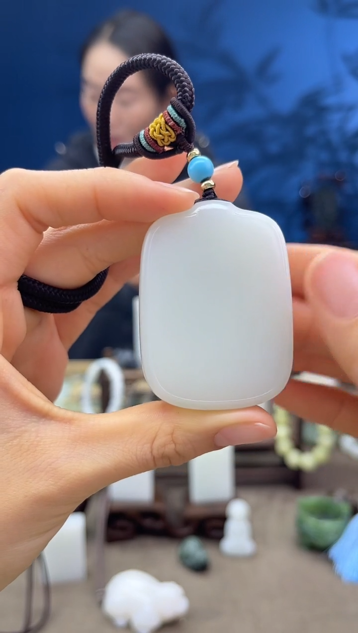 【闪购商品】和田玉颈饰未镶嵌1