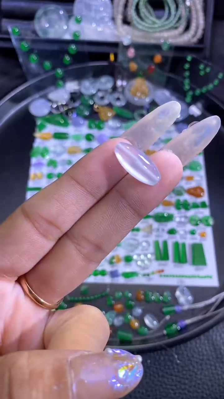 未镶嵌挂件翡翠珠子