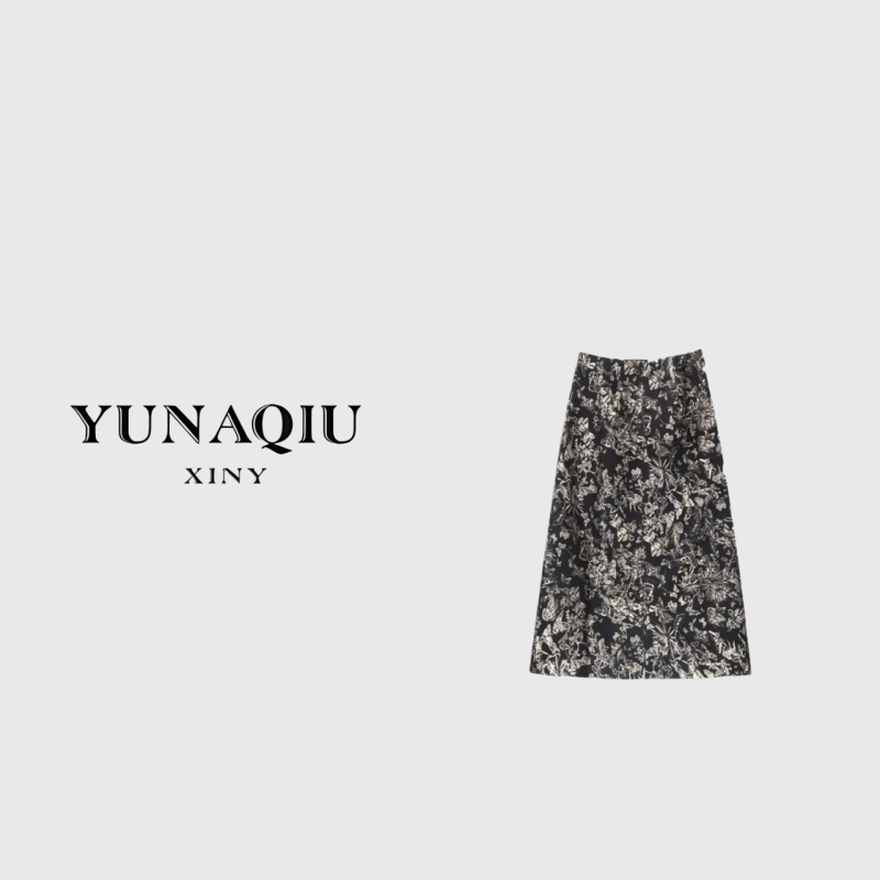 YUNAQIU轻奢显瘦半身裙高腰复古长款半身裙气质时尚百搭长裙-5714