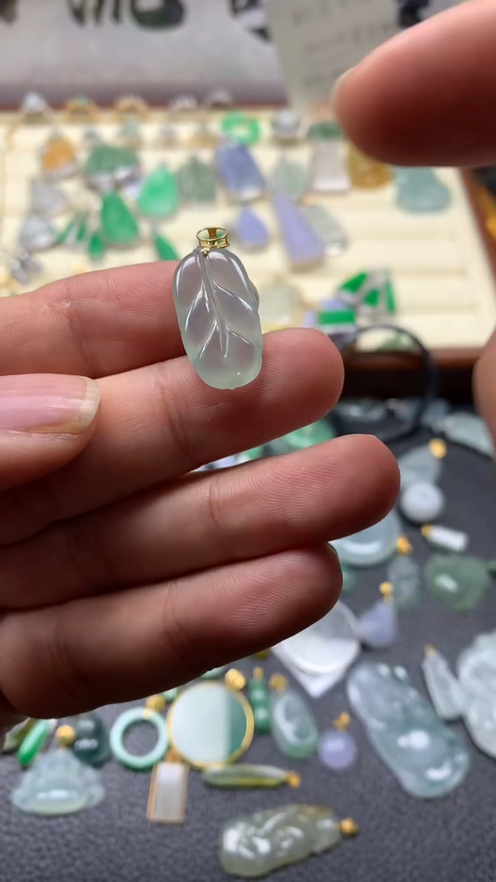 【闪购商品】翡翠颈饰18K金镶嵌078翡翠吊坠