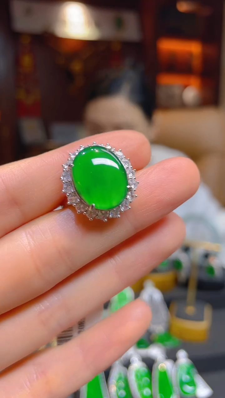 【闪购商品】翡翠戒指银S925镶嵌120858天然A货蛋面戒指
