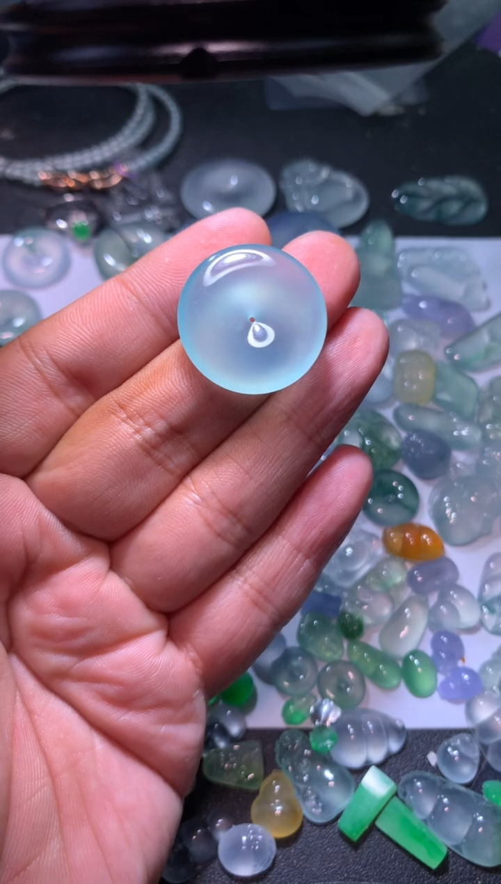 【闪购商品】翡翠颈饰未镶嵌平安扣