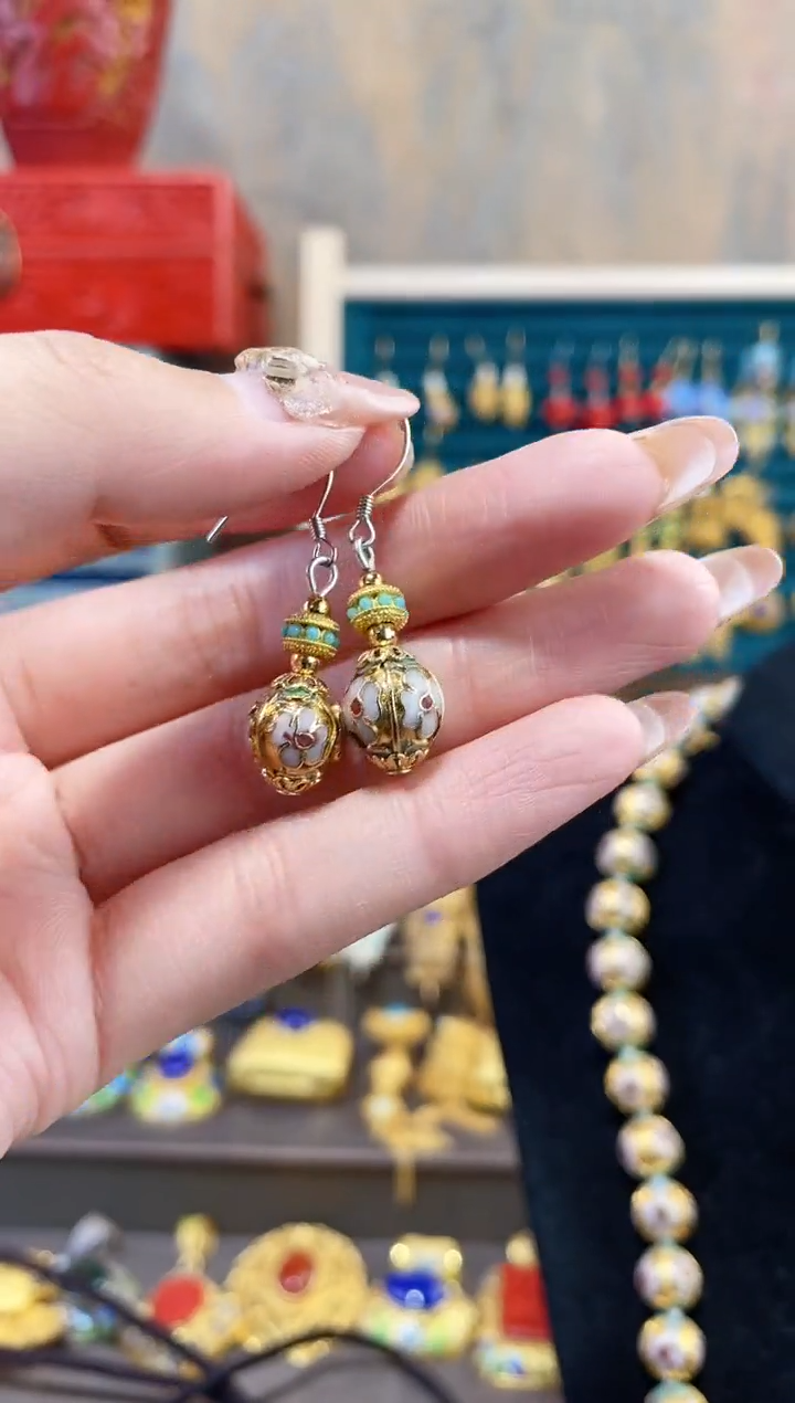 【闪购商品】非遗景泰蓝金地瓜棱耳环