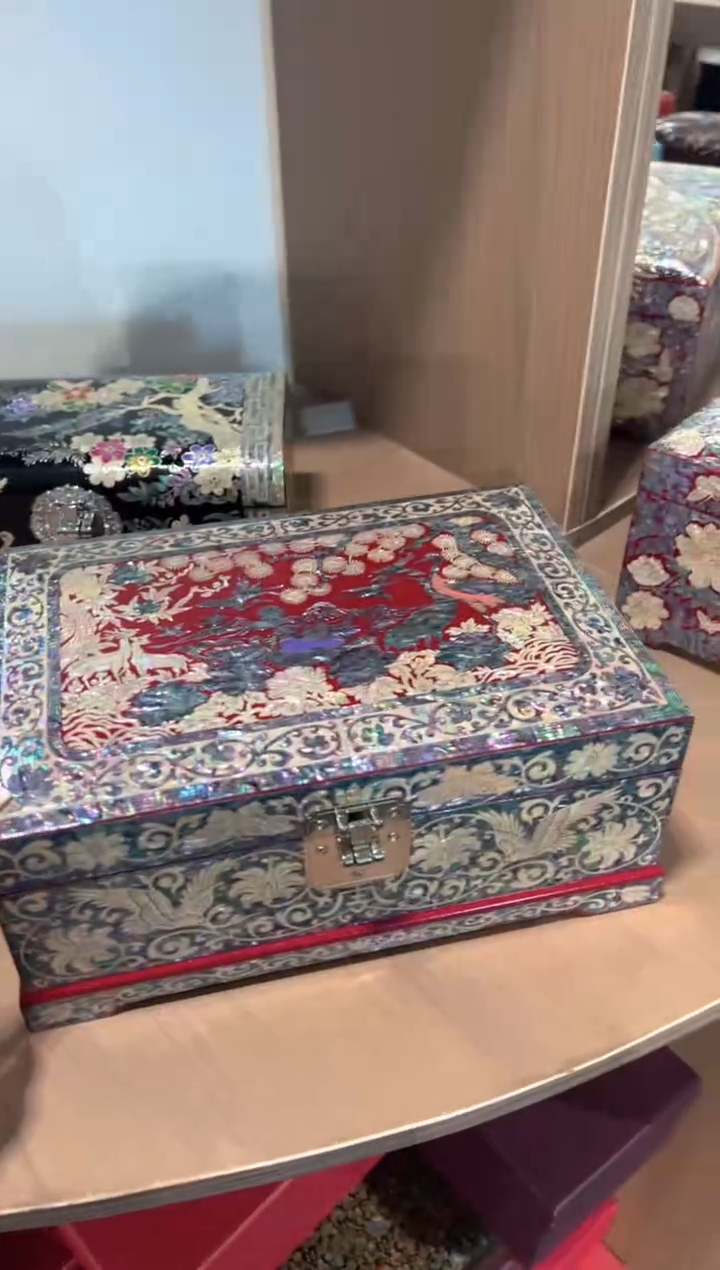 【闪购商品】鱼锁满贝底·弘贝雅螺钿漆器文化馆