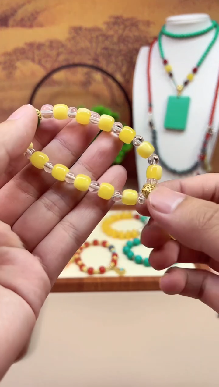 14K金镶嵌蜜蜡手链S410