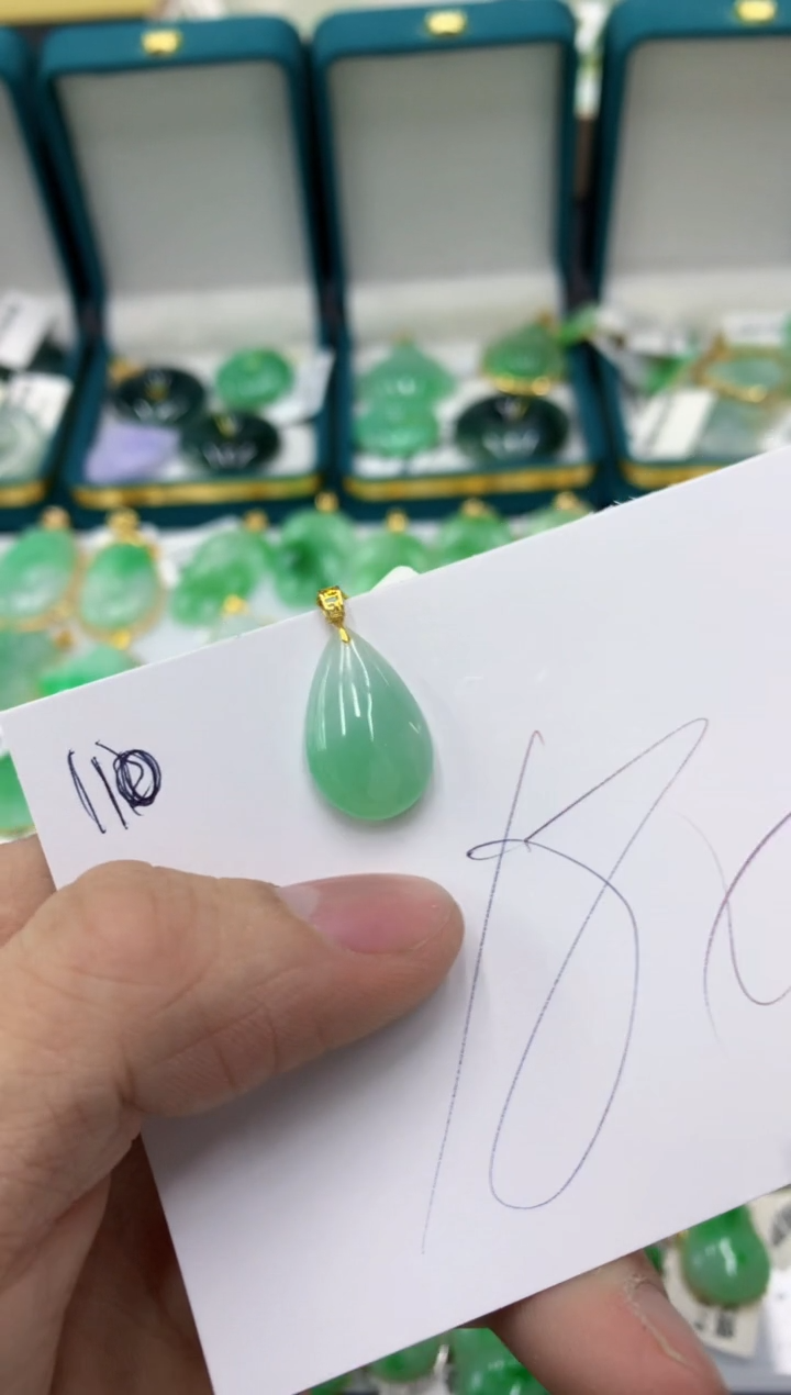 【闪购商品】翡翠颈饰18K金镶嵌1111111111