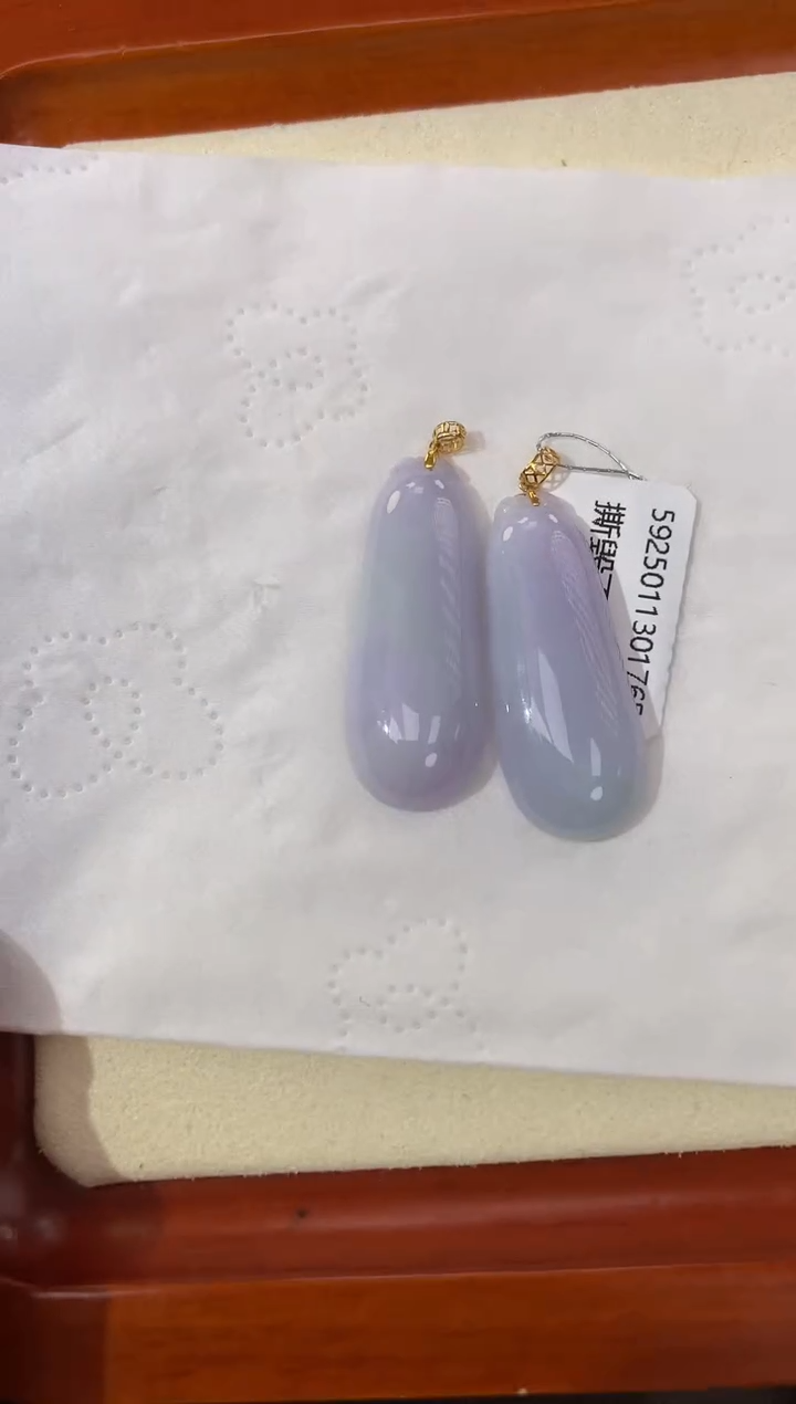 【闪购商品】翡翠颈饰18K金镶嵌天然缅甸a货翡翠(多样性发其一)