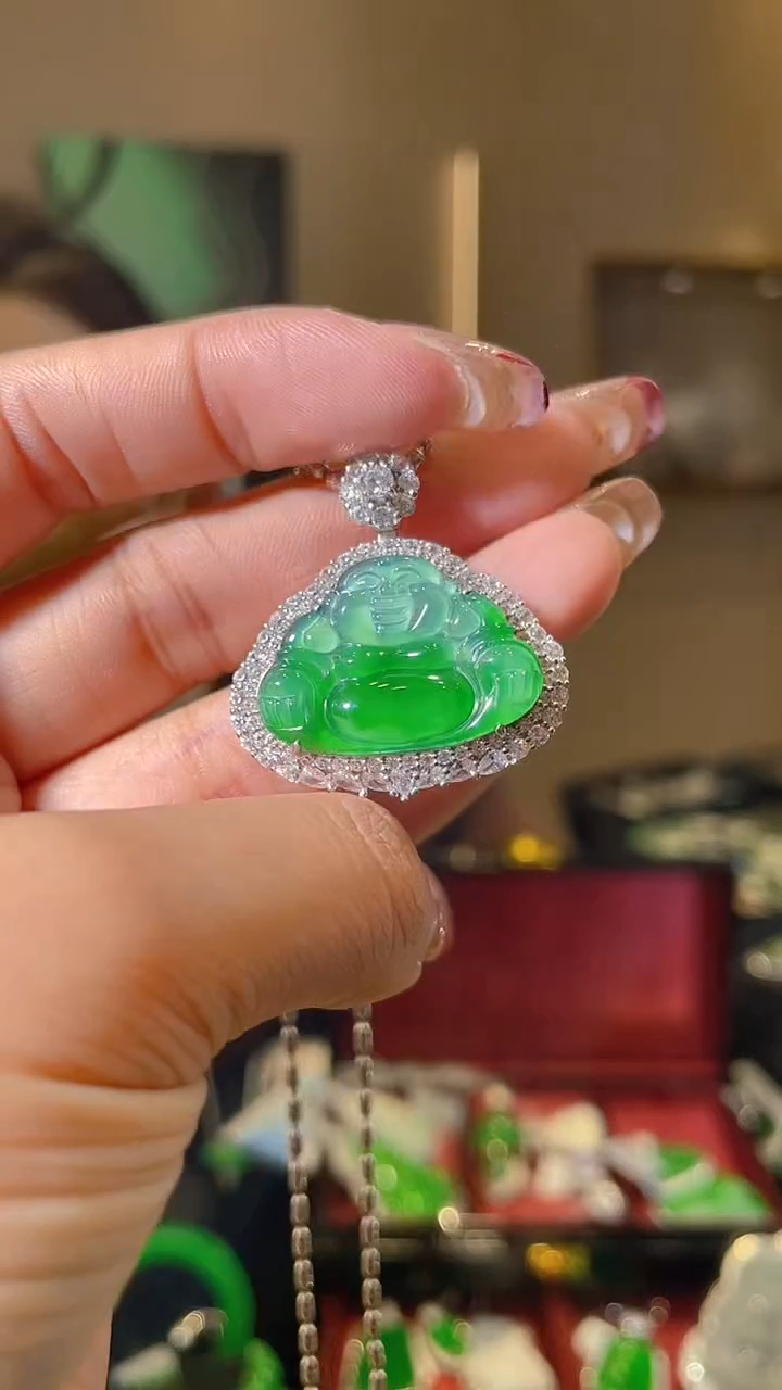 【闪购商品】翡翠吊坠(不含链)银S925镶嵌天然翡翠A货